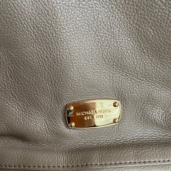 Michael Kors bag - Picture 3 of 4